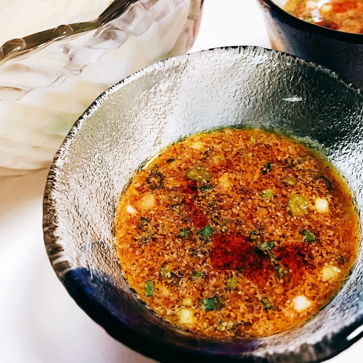 そうめんに ピリ辛中華風つけ汁 レシピ 作り方 By あみな 楽天レシピ そうめんに ピリ辛中華風つけ汁 レシピ 作り方 By あみな 楽天レシピ
